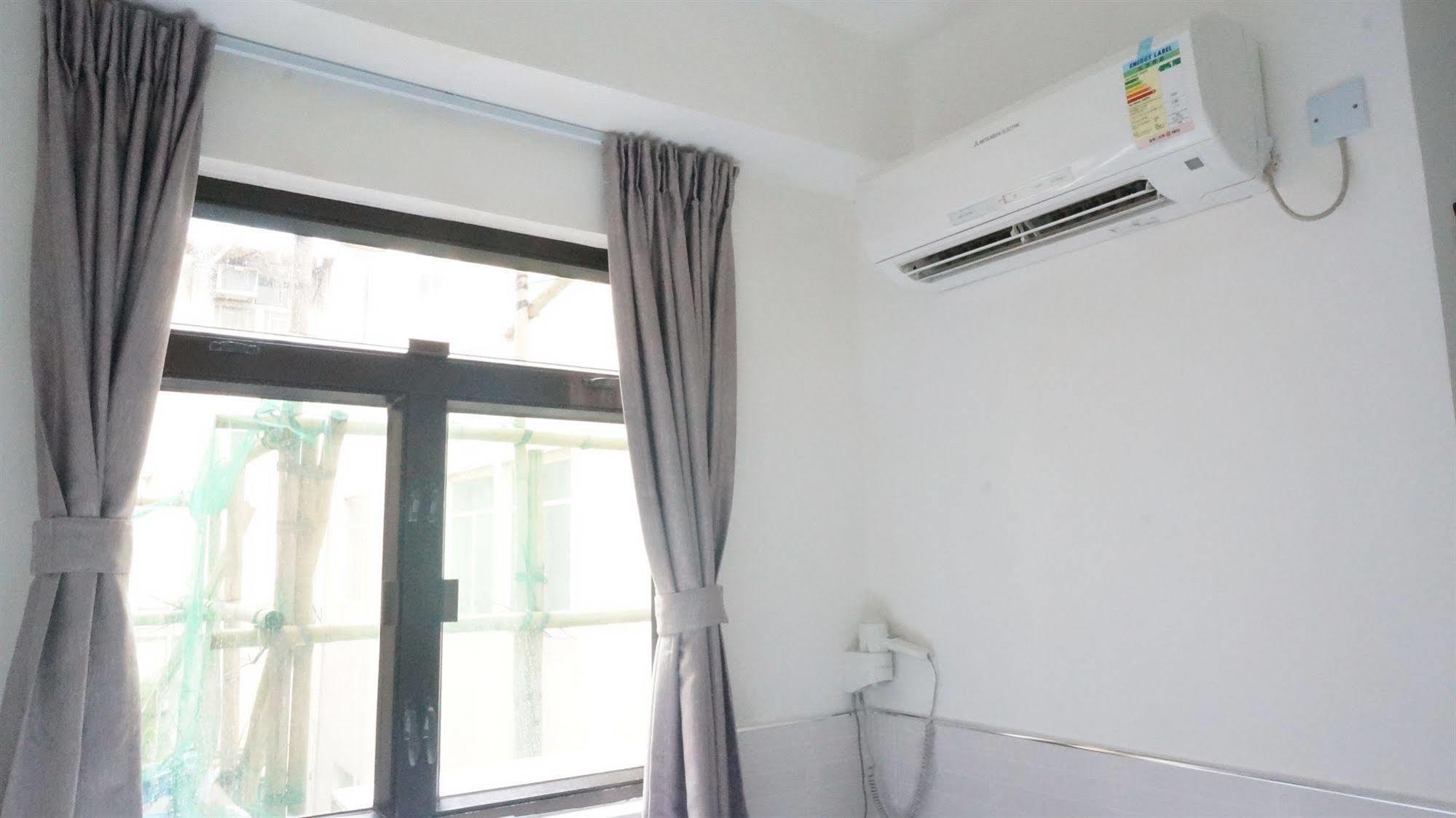 Kowloon Mongkok 1812 Guest House Hong Kong Exterior photo