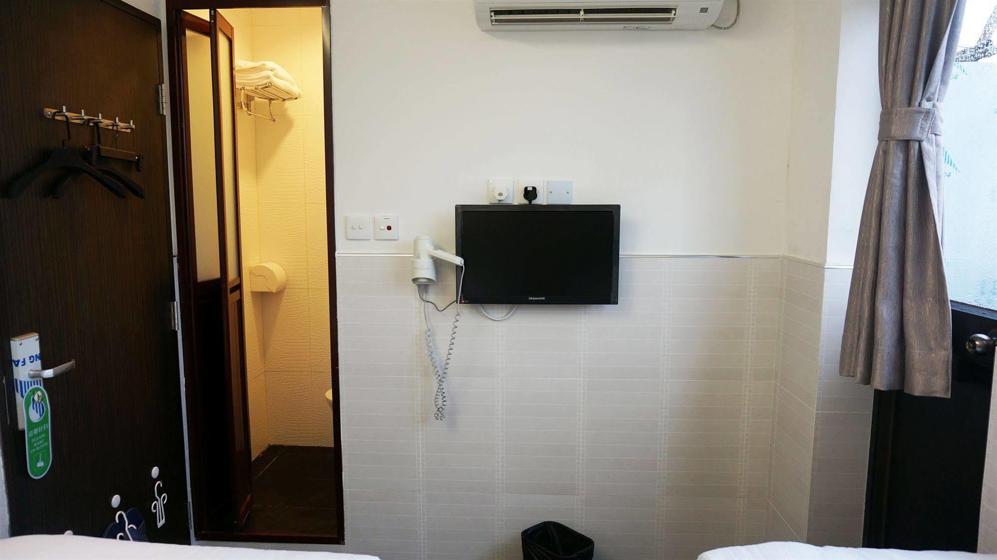 Kowloon Mongkok 1812 Guest House Hong Kong Exterior photo